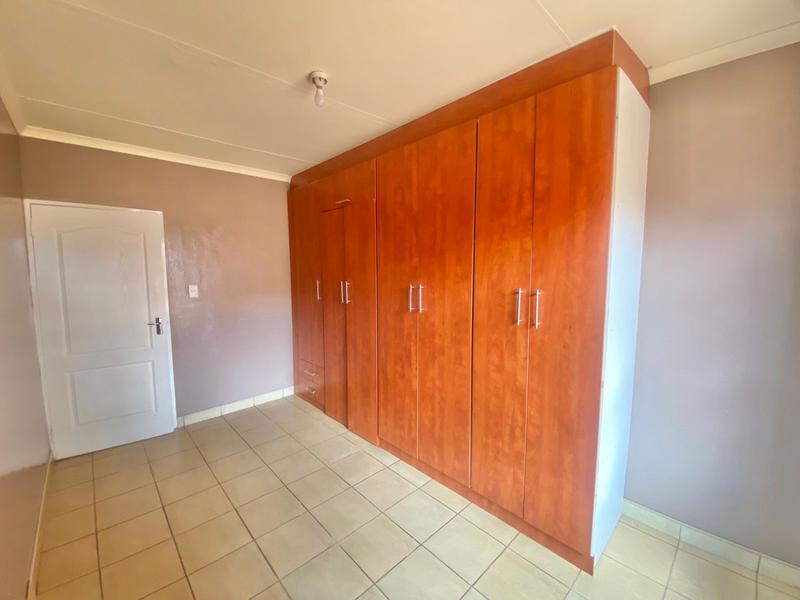 To Let 4 Bedroom Property for Rent in Kathu Northern Cape